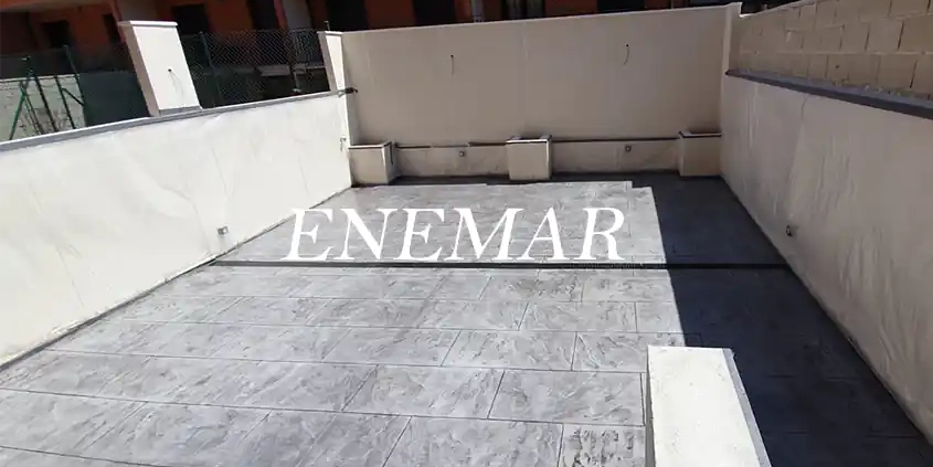 Pavimento de hormigón estampado en Coslada