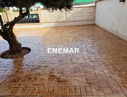 Instaladores de hormigón impreso en Santa María de la Alameda