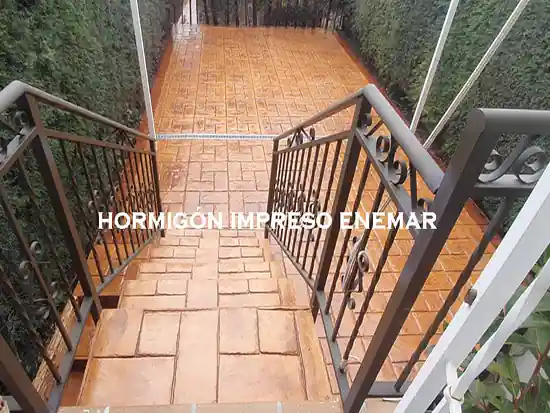 Instaladores de hormigón impreso en Villalbilla