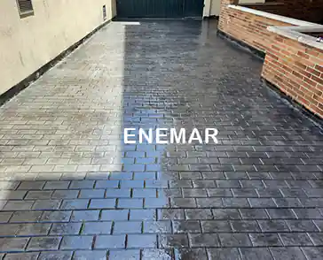 Suelo hormigón impreso imitación adoquines